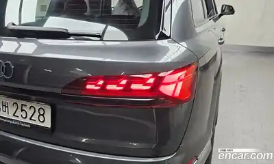 Audi SQ7 2026 4.0 автомат (гидро), миниатюра 9