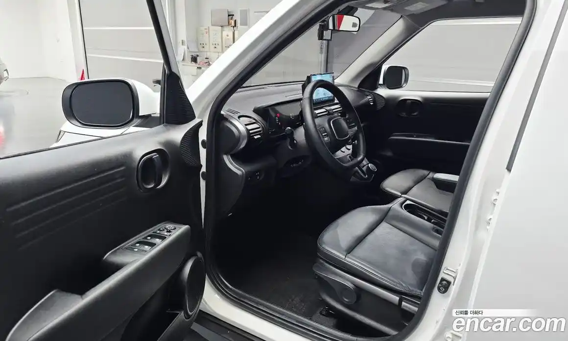 Hyundai Casper 2022 1.0 автомат (гидро), фото 13