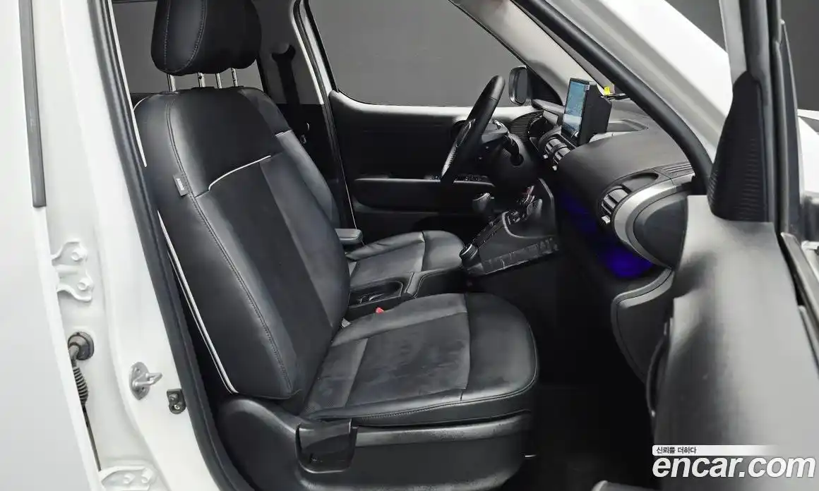 Hyundai Casper 2022 1.0 автомат (гидро), фото 18