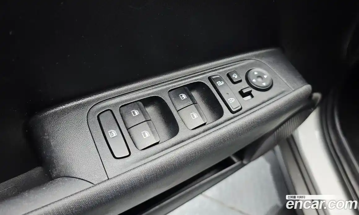 Hyundai Casper 2022 1.0 автомат (гидро), фото 21