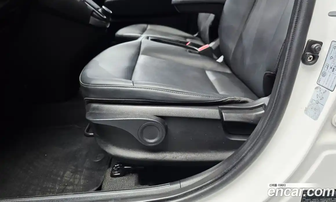 Hyundai Casper 2022 1.0 автомат (гидро), фото 31