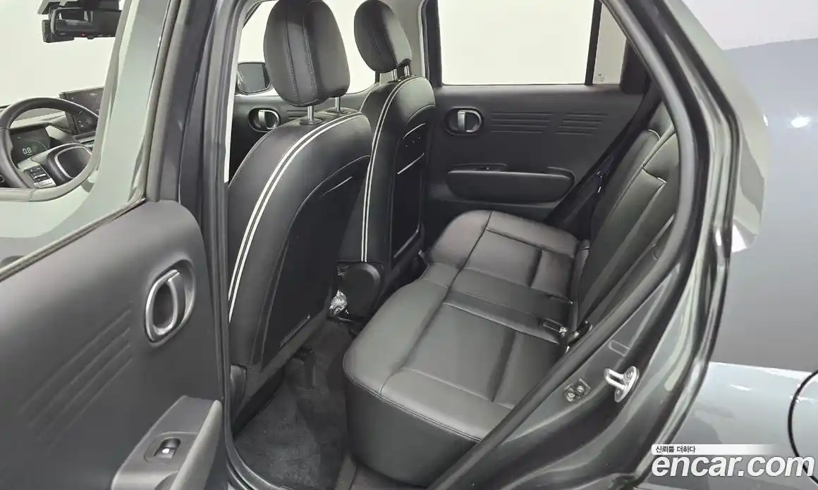 Hyundai Casper 2023 1.0 автомат (гидро), фото 17