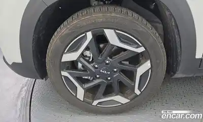 Kia Seltos 2025 2.0 автомат (гидро), миниатюра 5