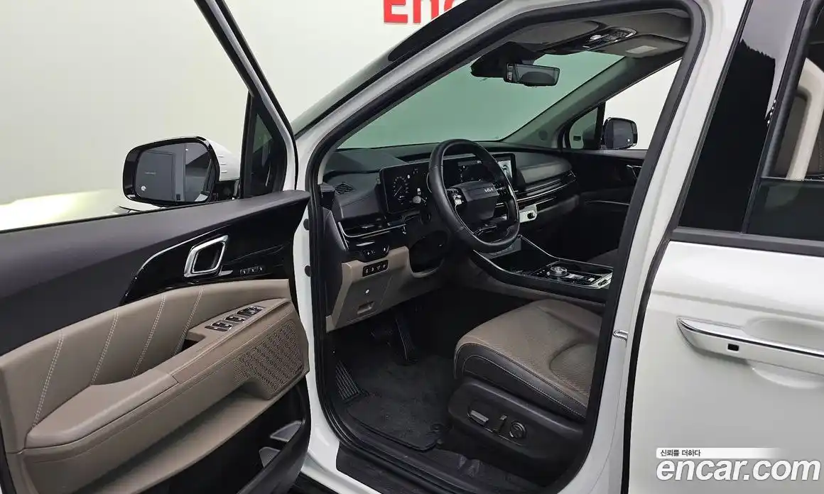 Kia Carnival 2025 1.6 автомат (гидро), фото 10