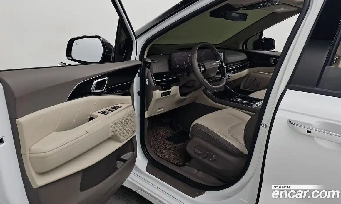 Kia Carnival 2025 2.2 автомат (гидро), фото 12