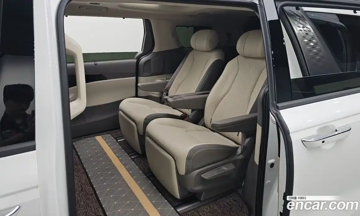 Kia Carnival 2025 2.2 автомат (гидро), фото 16