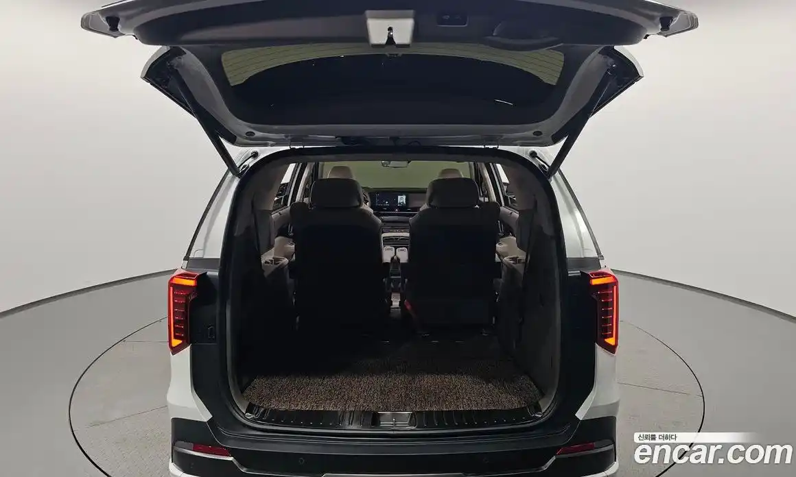 Kia Carnival 2025 2.2 автомат (гидро), фото 25