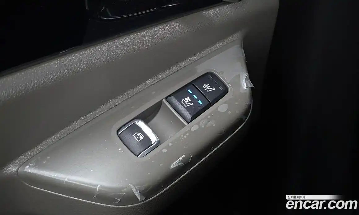 Kia Carnival 2024 1.6 автомат (гидро), фото 19