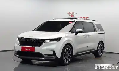 Kia Carnival, 2023, 16 876 км