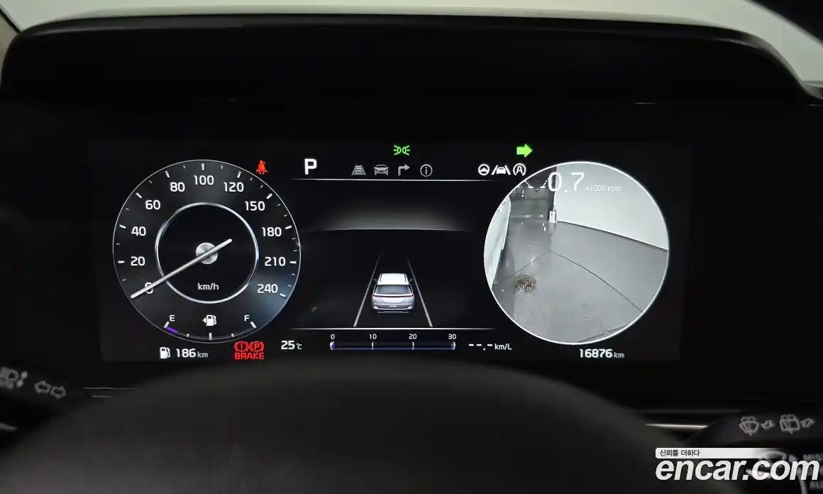 Kia Carnival 2023 2.2 автомат (гидро), фото 11