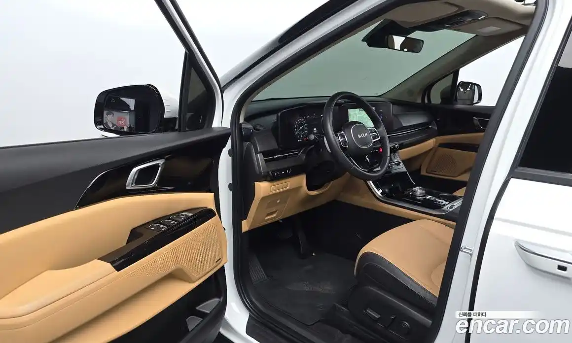 Kia Carnival 2023 2.2 автомат (гидро), фото 13