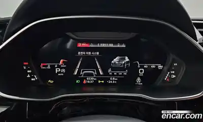 Audi Q3 2025 2.0 автомат (гидро), миниатюра 11