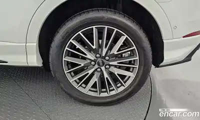Audi Q3 2025 2.0 автомат (гидро), миниатюра 7