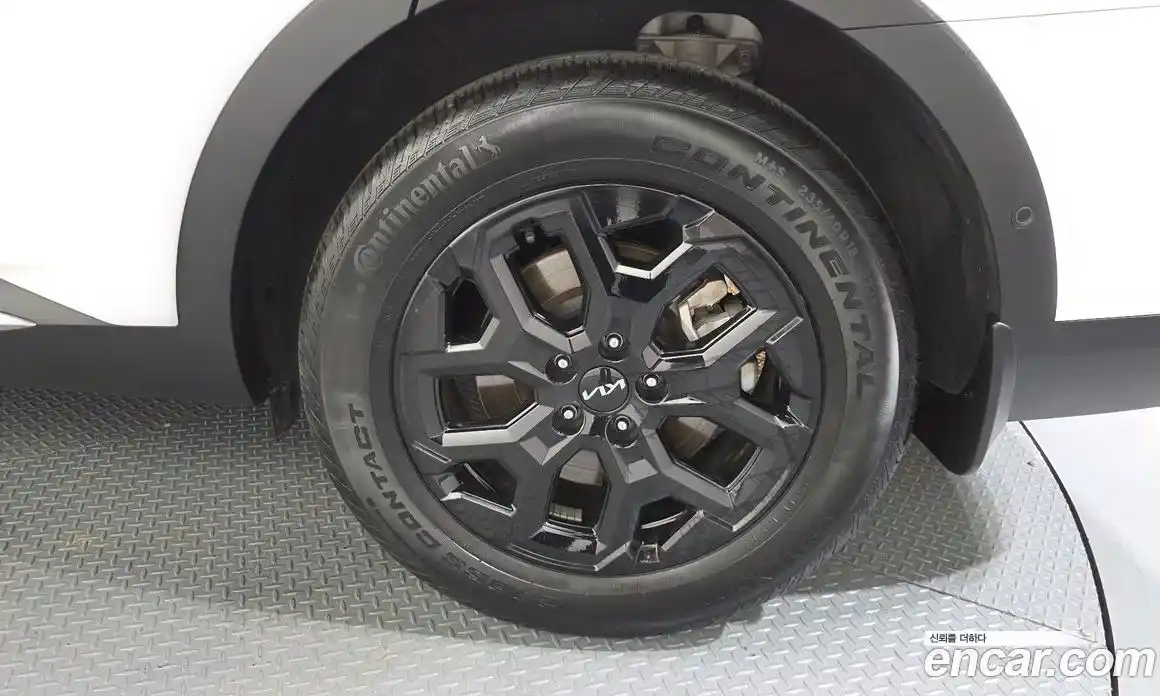 Kia Sorento 2023 1.6 автомат (гидро), фото 7