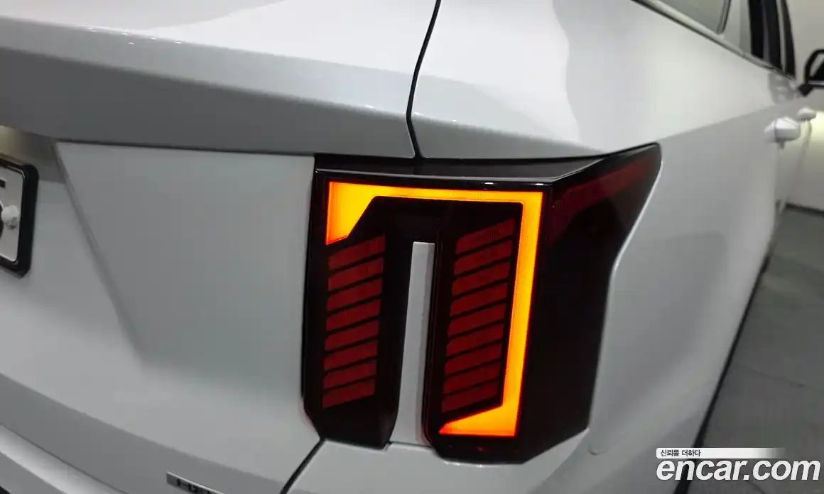 Kia Sorento 2023 1.6 автомат (гидро), фото 9