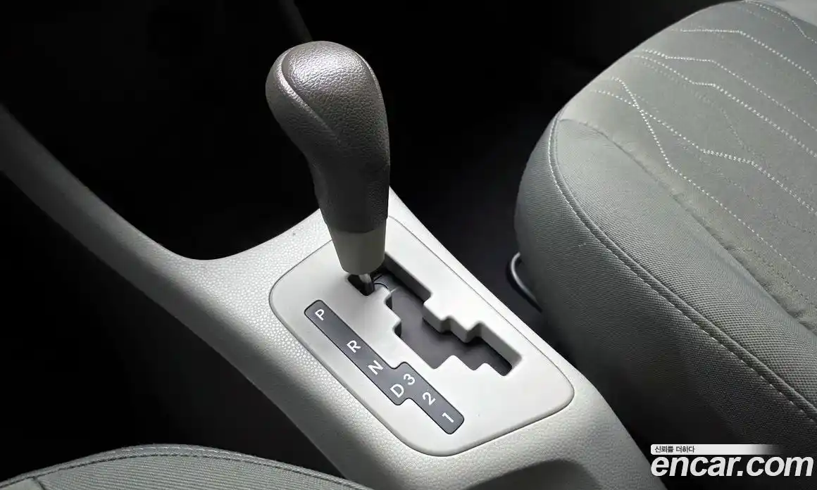 Kia Morning 2011 1.0 автомат (гидро), фото 9