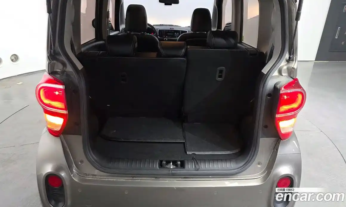 Kia Ray 2021 1.0 автомат (гидро), фото 26