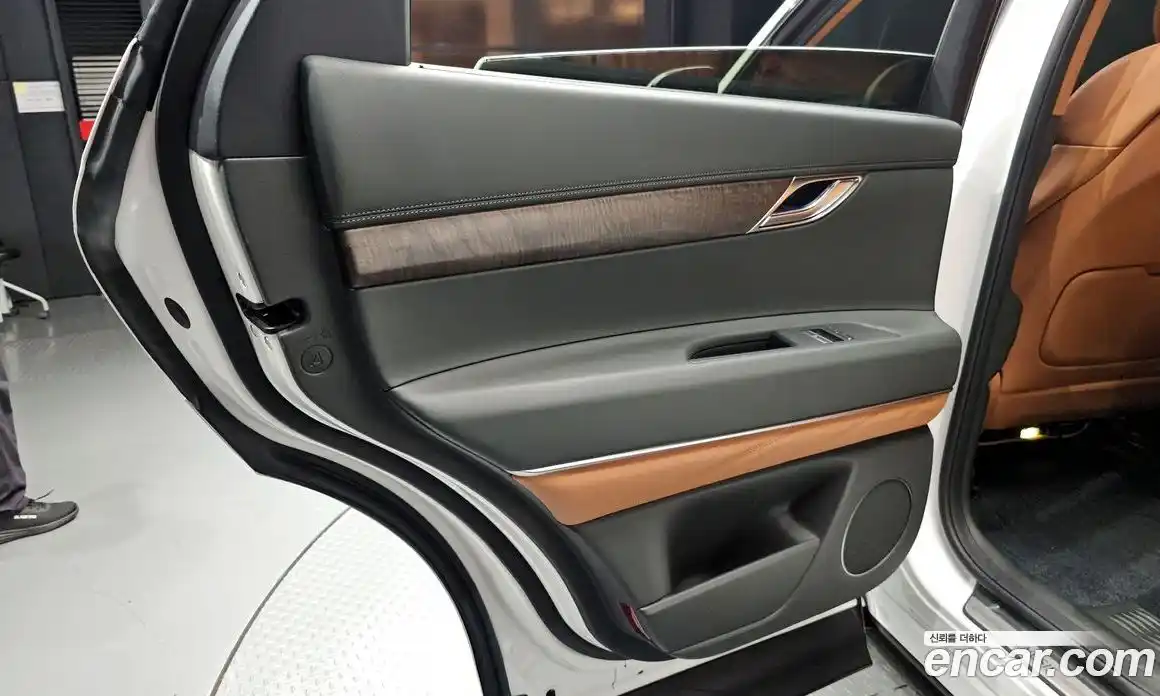 Genesis GV80 2024 2.5 автомат (гидро), фото 15