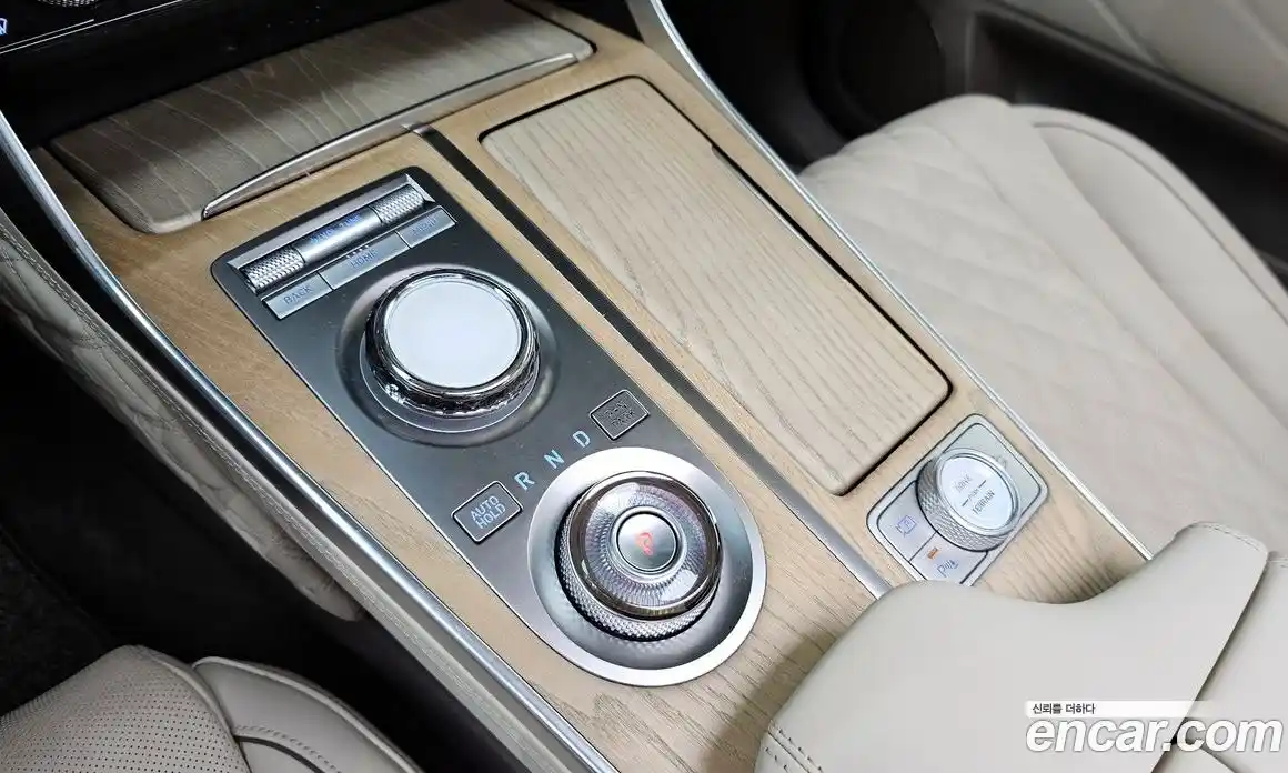 Genesis GV80 2023 2.5 автомат (гидро), фото 9
