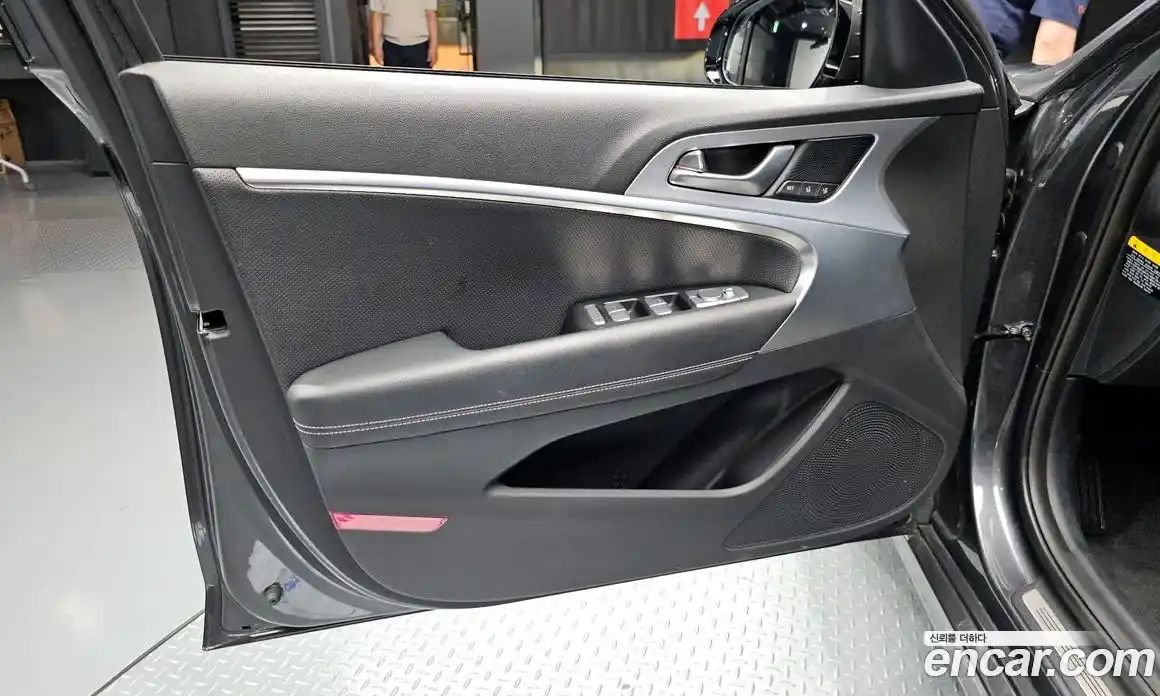 Genesis G70 2018 2.0 автомат (гидро), фото 14