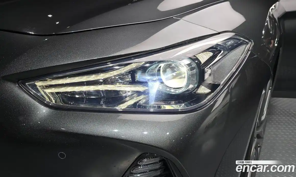 Genesis G70 2018 2.0 автомат (гидро), фото 8
