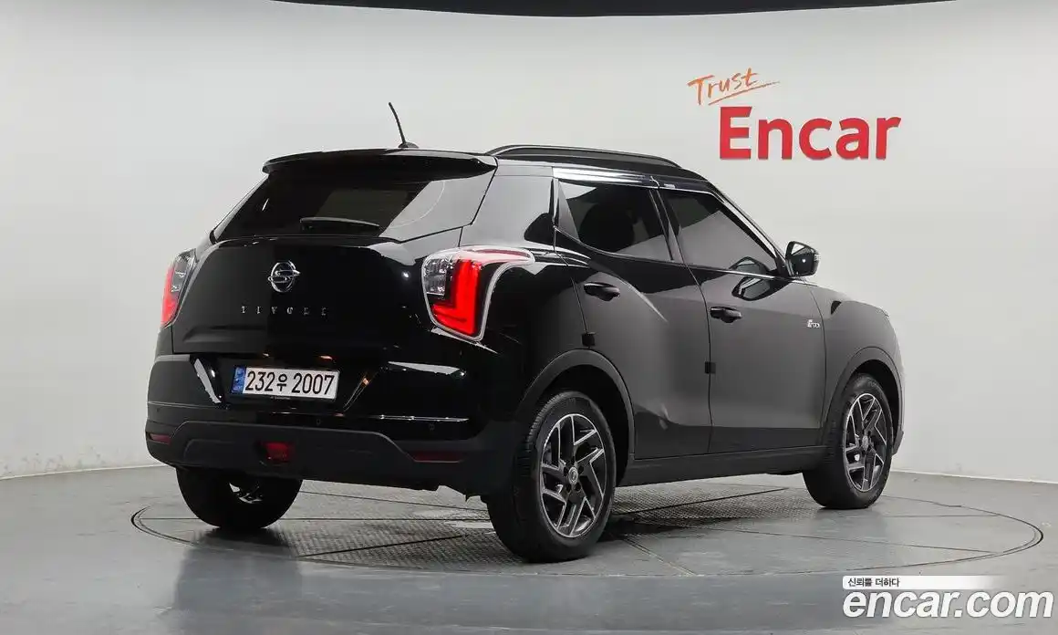 SsangYong TIBOLI 2022 1.5 автомат (гидро), фото 2