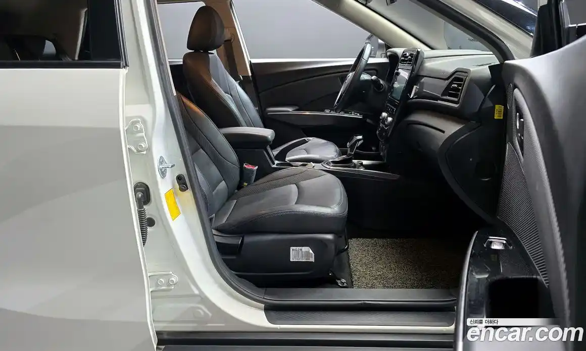 SsangYong TIBOLI 2020 1.5 автомат (гидро), фото 16