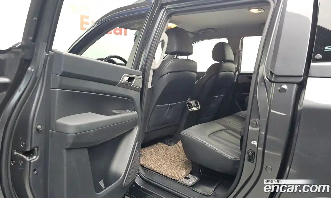 SsangYong Rexton 2019 2.2 автомат (гидро), фото 11