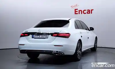 Mercedes-Benz E-Class 2020 2.0 автомат (гидро), миниатюра 2