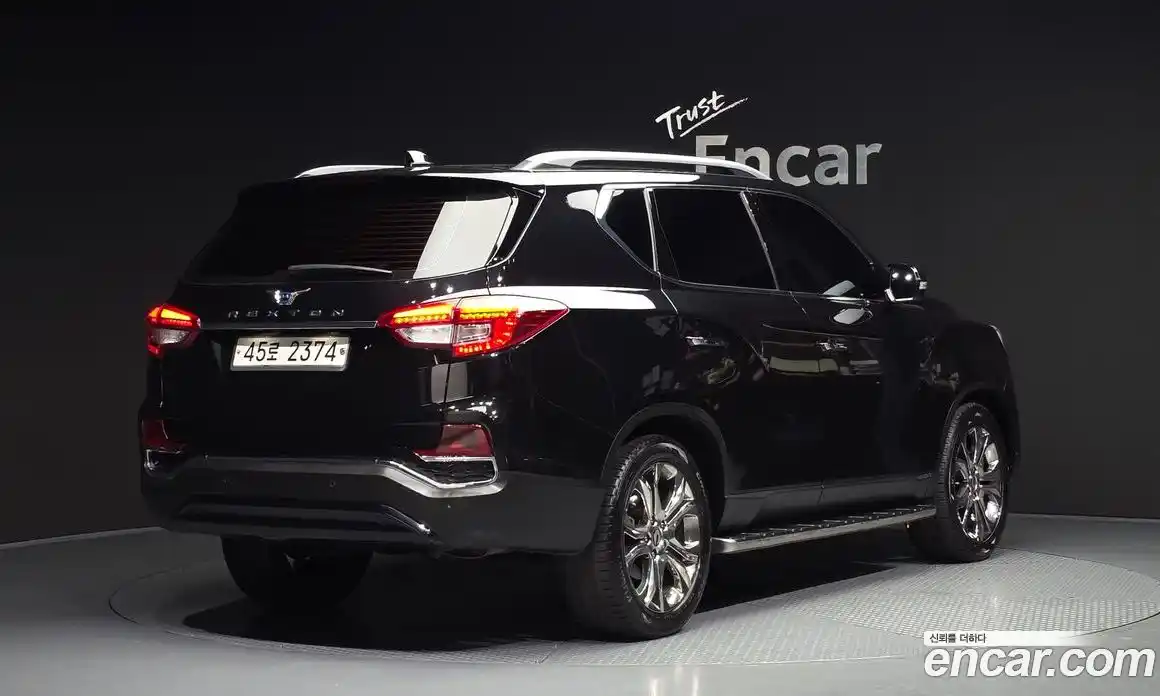 SsangYong Rexton 2018 2.2 автомат (гидро), фото 2