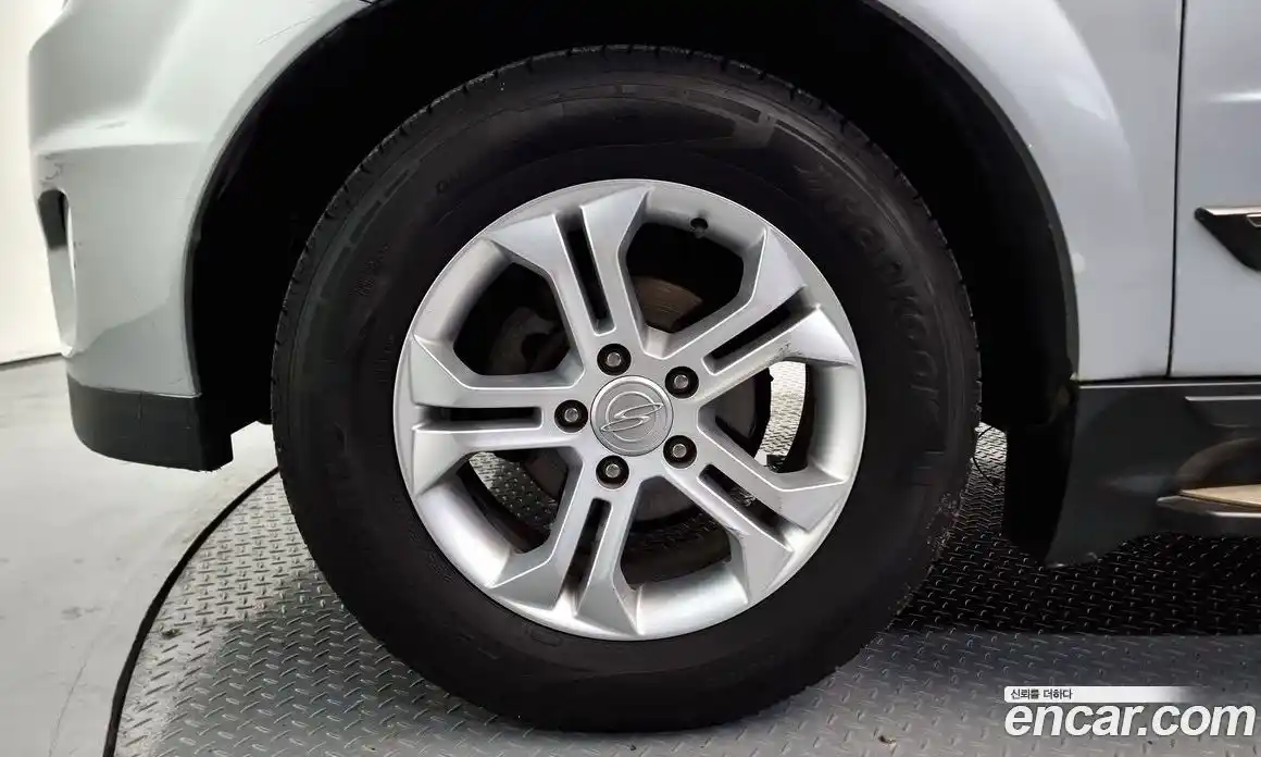 SsangYong Korando 2012 2.0 автомат (гидро), фото 5