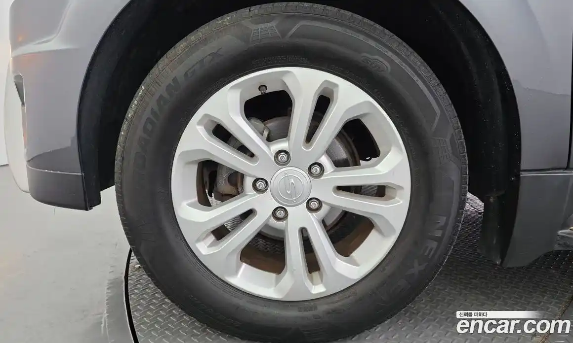 SsangYong Korando 2016 2.0 автомат (гидро), фото 5