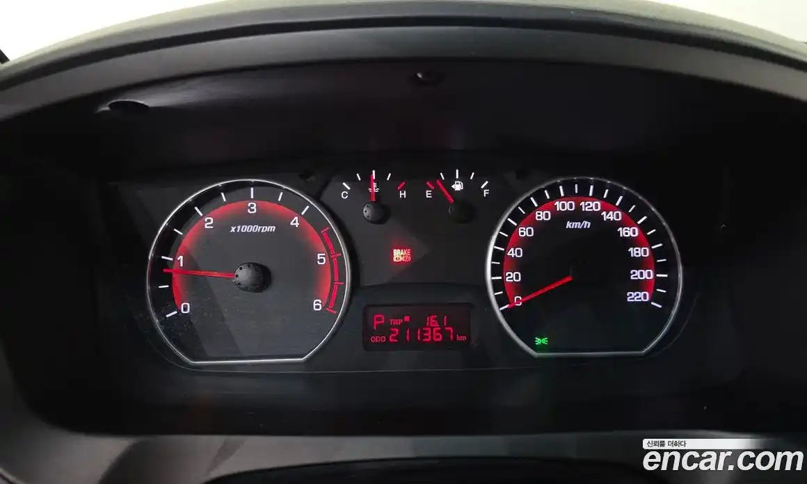 SsangYong Korando 2016 2.0 автомат (гидро), фото 8