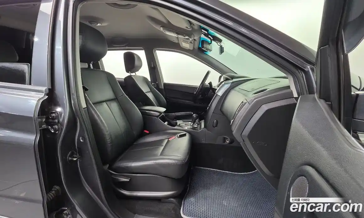 SsangYong Korando 2016 2.0 автомат (гидро), фото 10