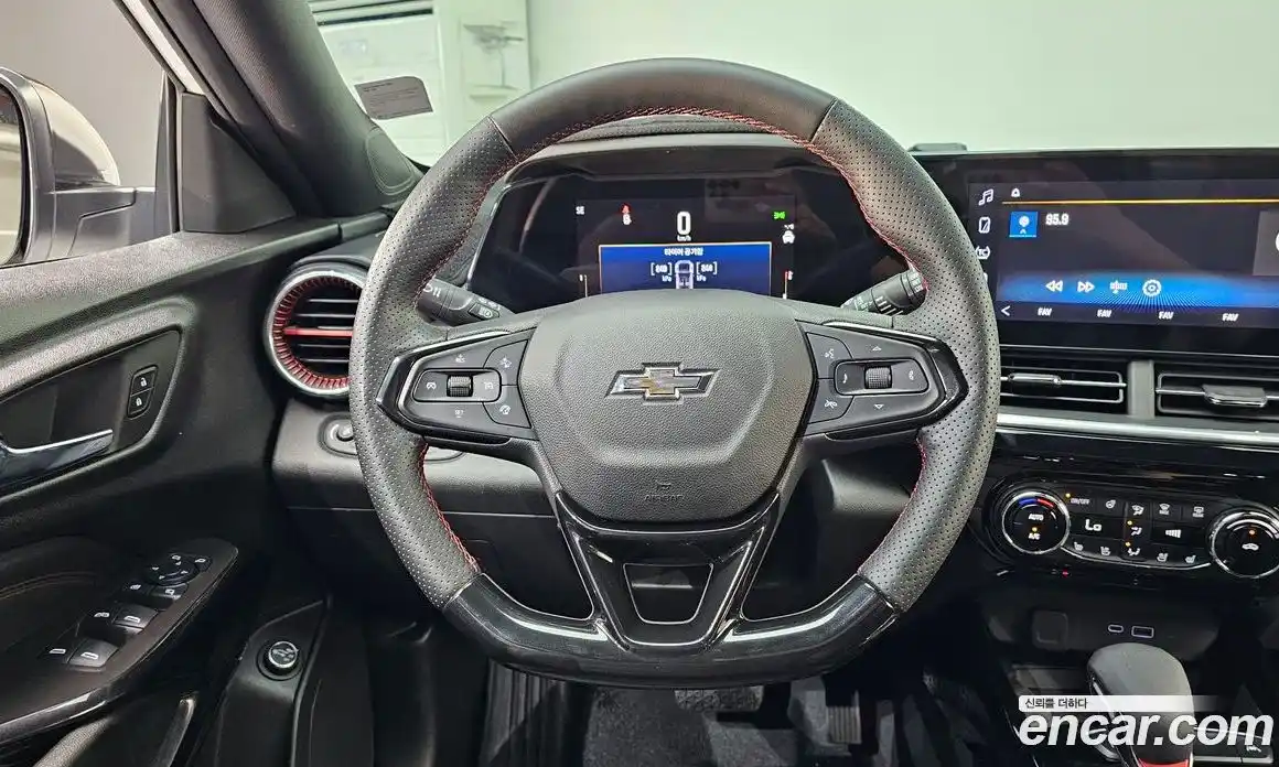 Chevrolet Trax 2023 1.2 автомат (гидро), фото 13