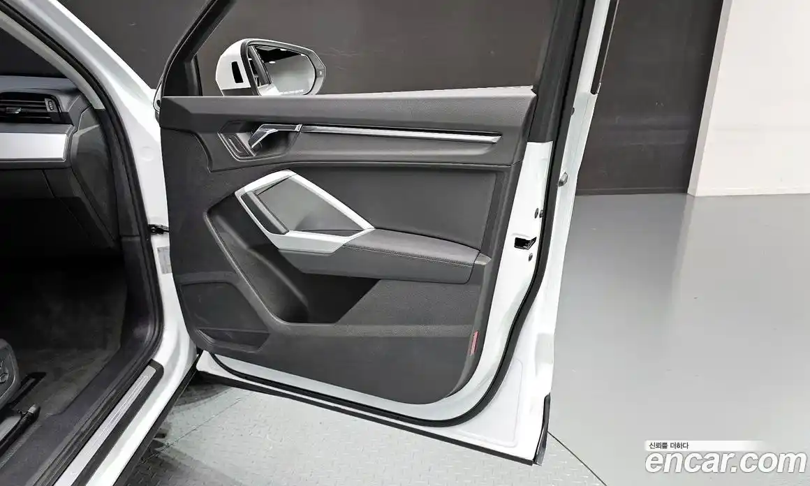 Audi Q3 2020 2.0 автомат (гидро), фото 14