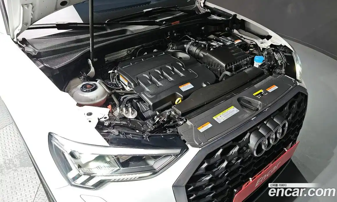 Audi Q3 2020 2.0 автомат (гидро), фото 6