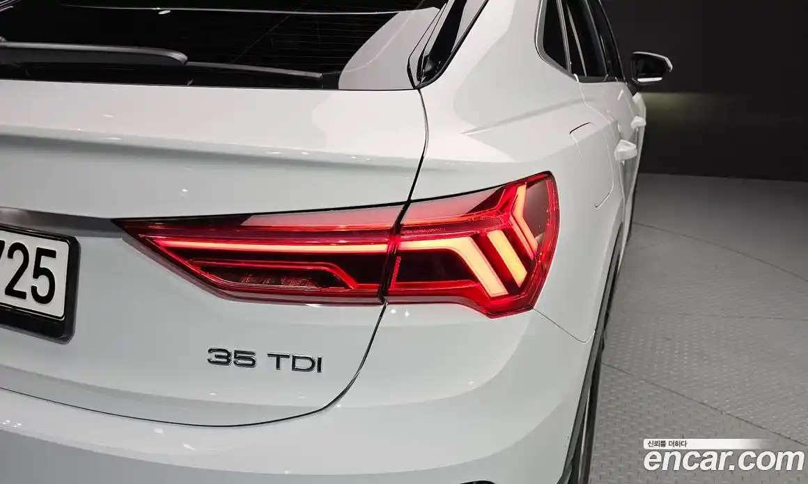 Audi Q3 2020 2.0 автомат (гидро), фото 9
