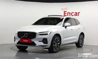 Volvo XC60, 2023, 10 676 км