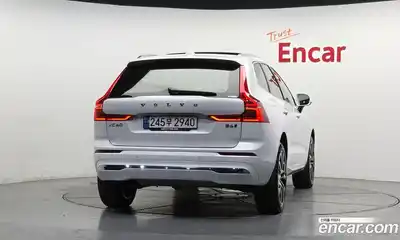 Volvo XC60 2023 2.0 автомат (гидро), миниатюра 4