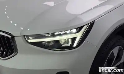 Volvo XC40 2024 2.0 автомат (гидро), миниатюра 7
