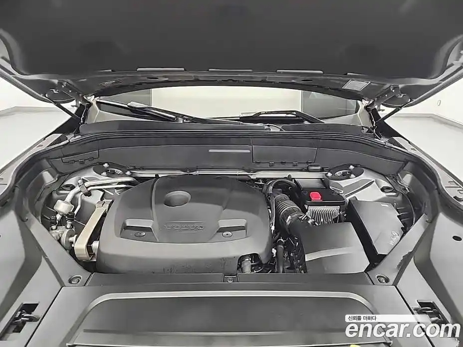 Volvo XC90 2019 2.0 автомат (гидро), фото 5