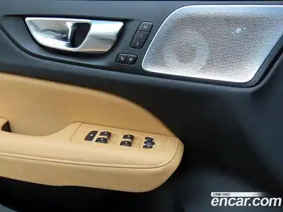 Volvo V60 2021 2.0 автомат (гидро), миниатюра 12