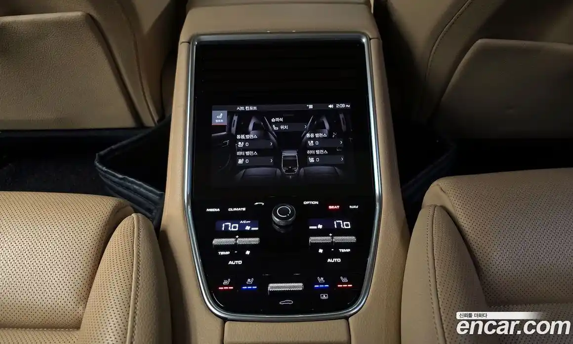 Porsche Panamera 2018 2.9 автомат (гидро), фото 19