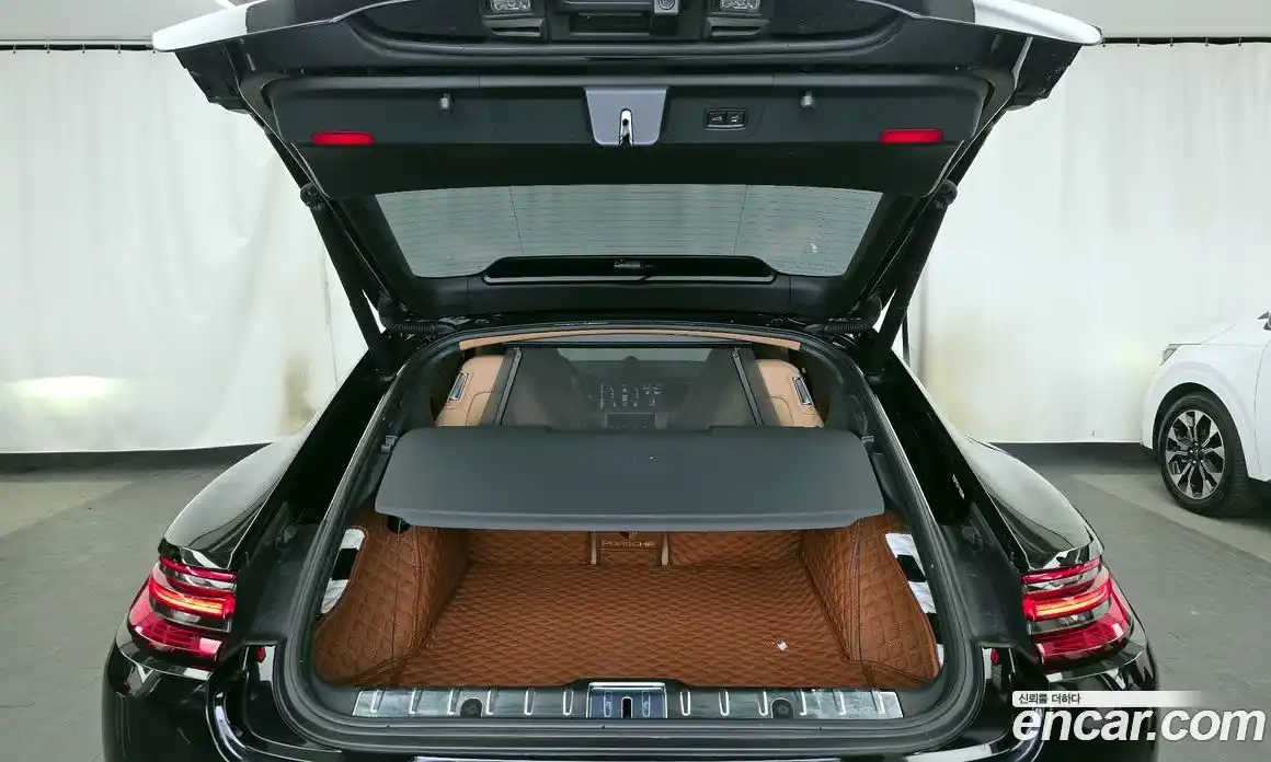 Porsche Panamera 2018 2.9 автомат (гидро), фото 20