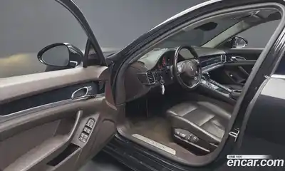 Porsche Panamera 2010 4.8 автомат (гидро), миниатюра 10