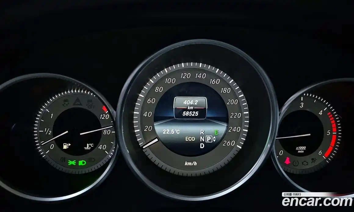 Mercedes-Benz CLS-Class 2016 2.1 гидро, фото 8 Mercedes-Benz CLS-Class 2016 2.1 гидро, фото 8