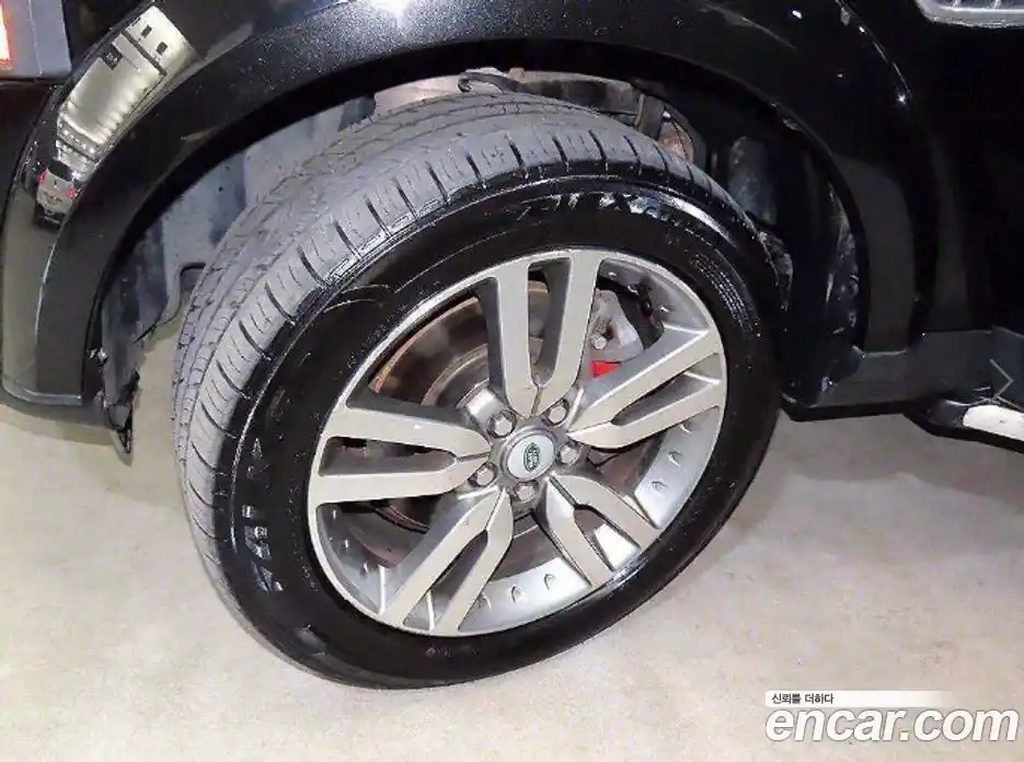 Land Rover Discovery 2011 3.0 автомат (гидро), фото 18