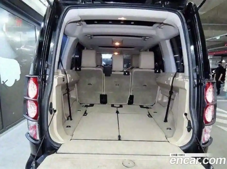 Land Rover Discovery 2011 3.0 автомат (гидро), фото 19