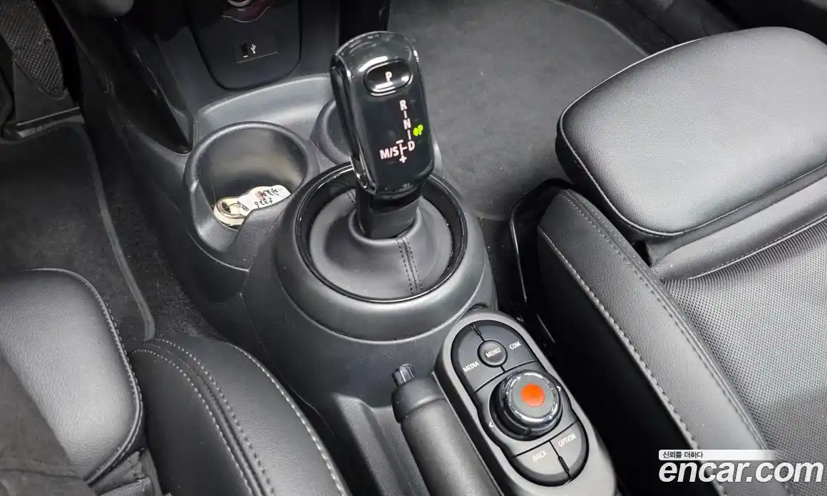 Mini Cooper 2021 1.5 автомат (гидро), фото 9